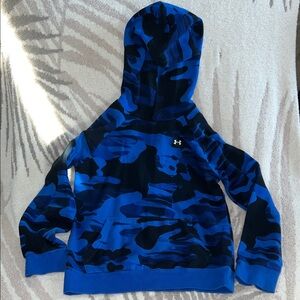 Under Armour Kids Black and Blue Camo Hoodie
